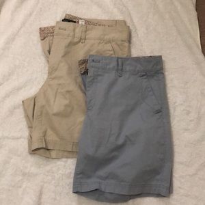 Eddie Bauer size 10 used 7” inseam set of two